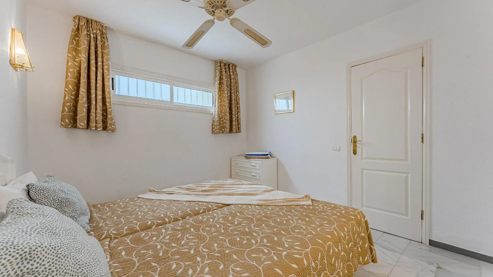 Hermitage Homes Fpc Costa Adeje Daire