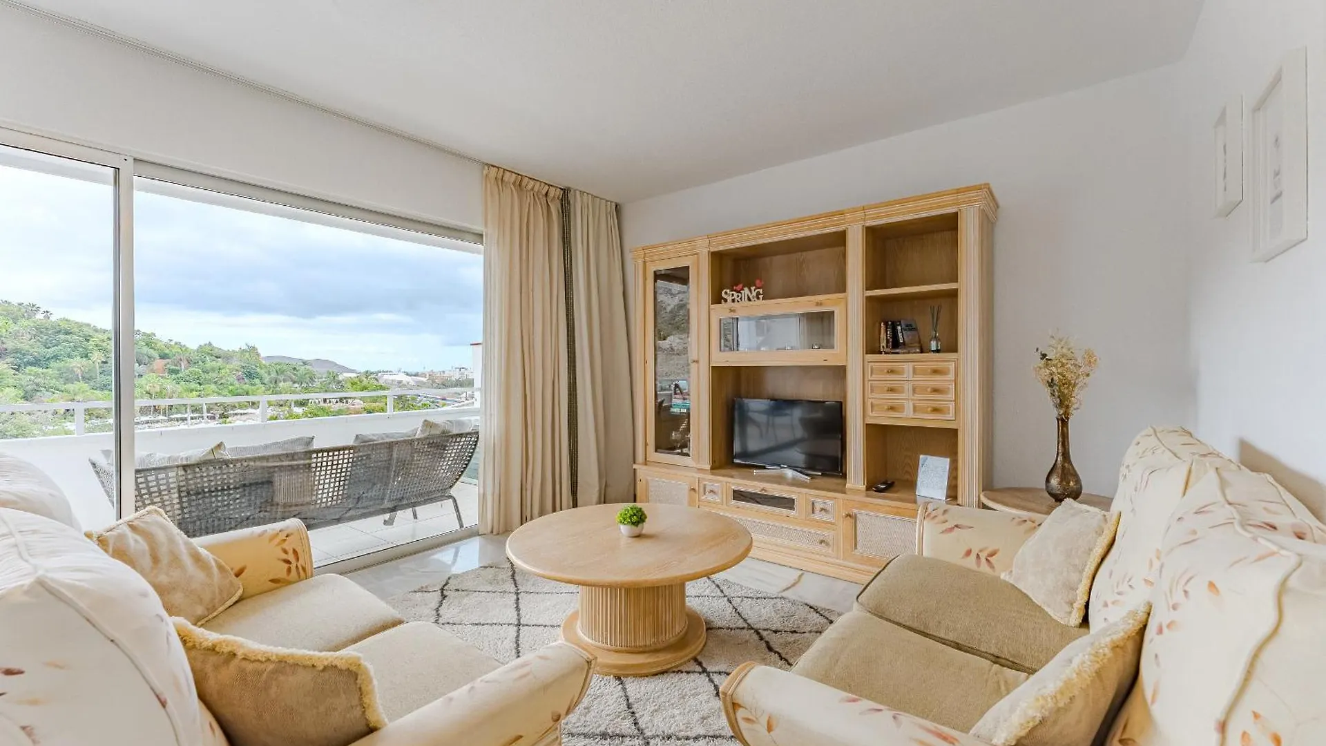Hermitage Homes Fpc Costa Adeje 0*,